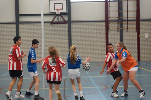 Korfbal C2  29 november-005.JPG